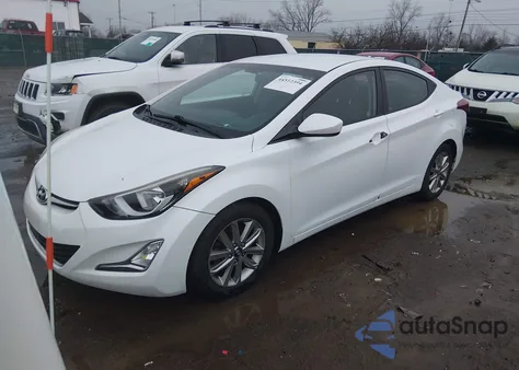 2015 Hyundai Elantra Se z USA, uszkodzony, nr VIN 5NPDH4AE3FH629470